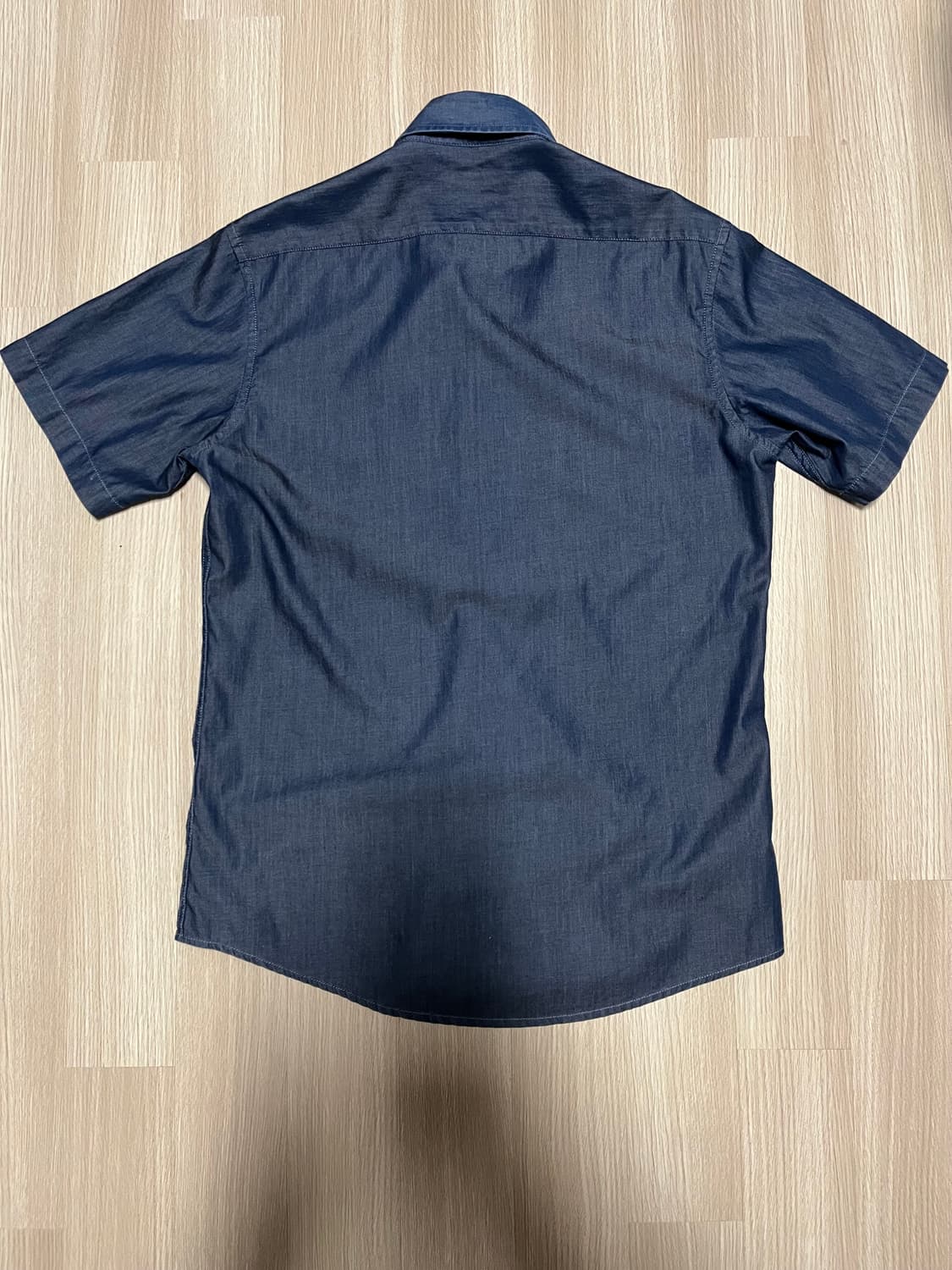 커스텀 핏 폴로 데님 반팔 셔츠 상품이미지2