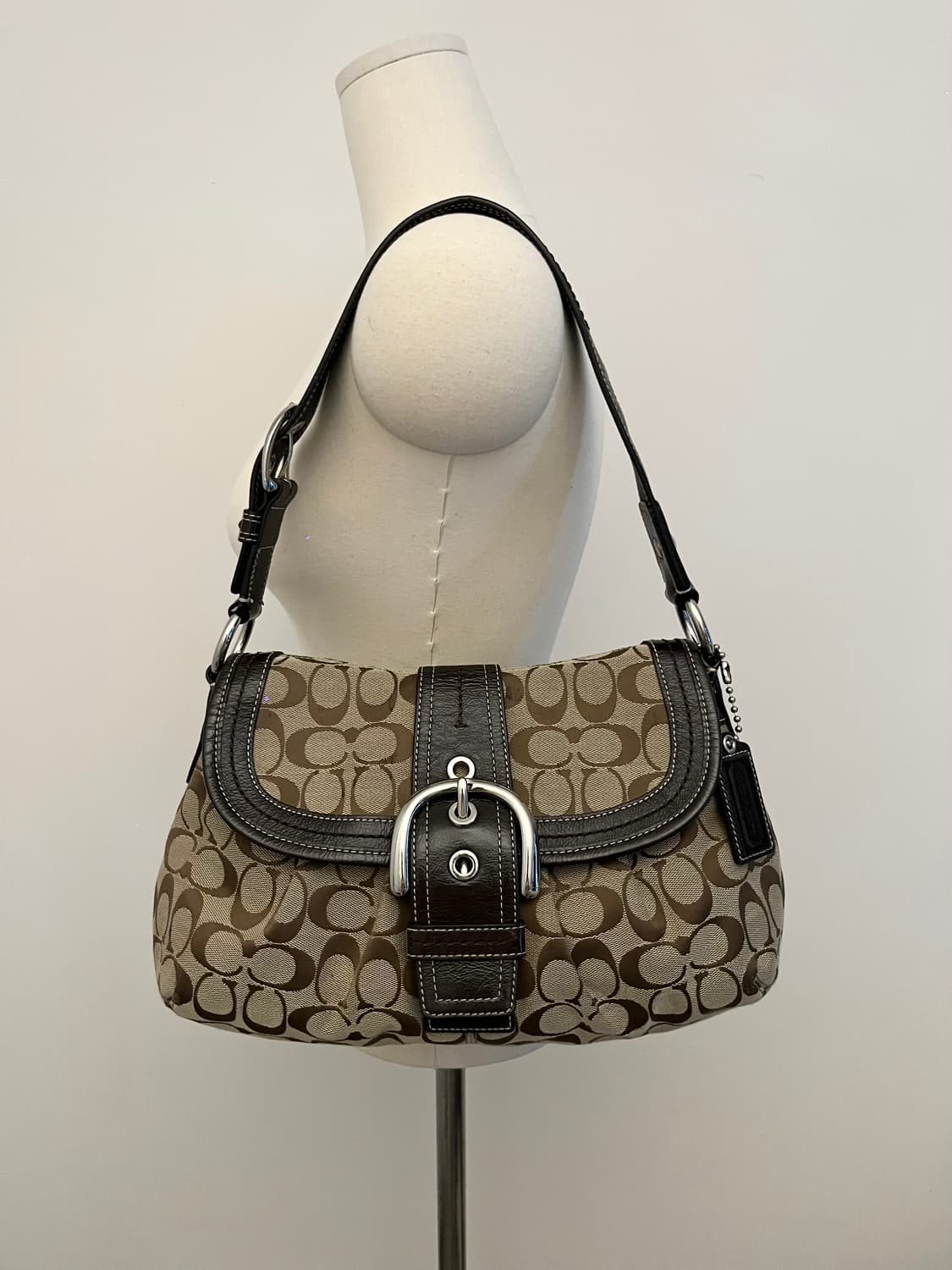 Coach basic shoulder bag 상품이미지1