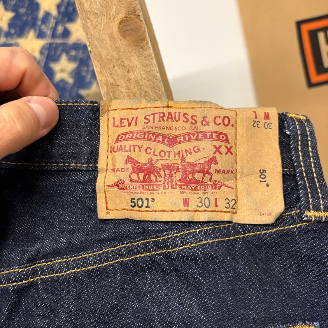 리바이스501 버튼 플라이 인디고 데님 스트레이트 데님 팬츠 N82 상품이미지7