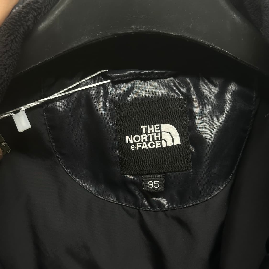 노스페이스 600 글로시 패딩 상품이미지4