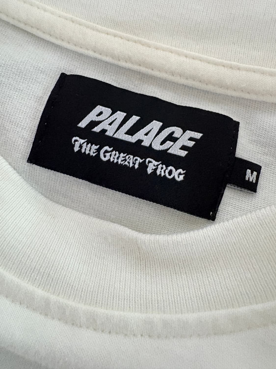 [M] Palace TGF 팔라스 롱슬리브 화이트 판매합니다 상품이미지3