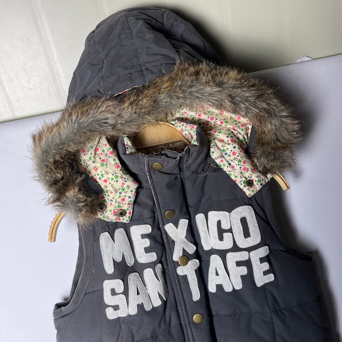 [Rough] 러프 재팬 패치 퍼 패딩 베스트 상품이미지2