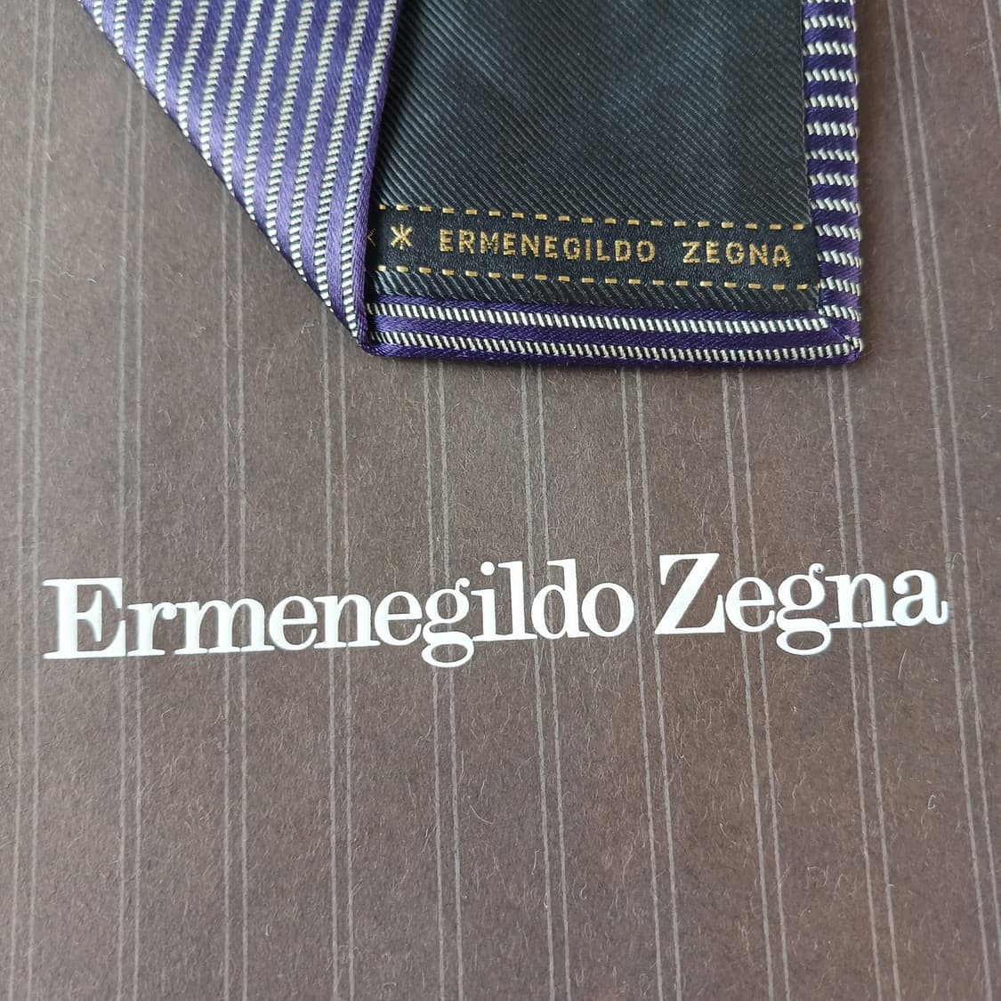 제냐 실크 퍼플 사선 스트라이프 넥타이 8.5cm A+등급 A19616
 상품이미지7