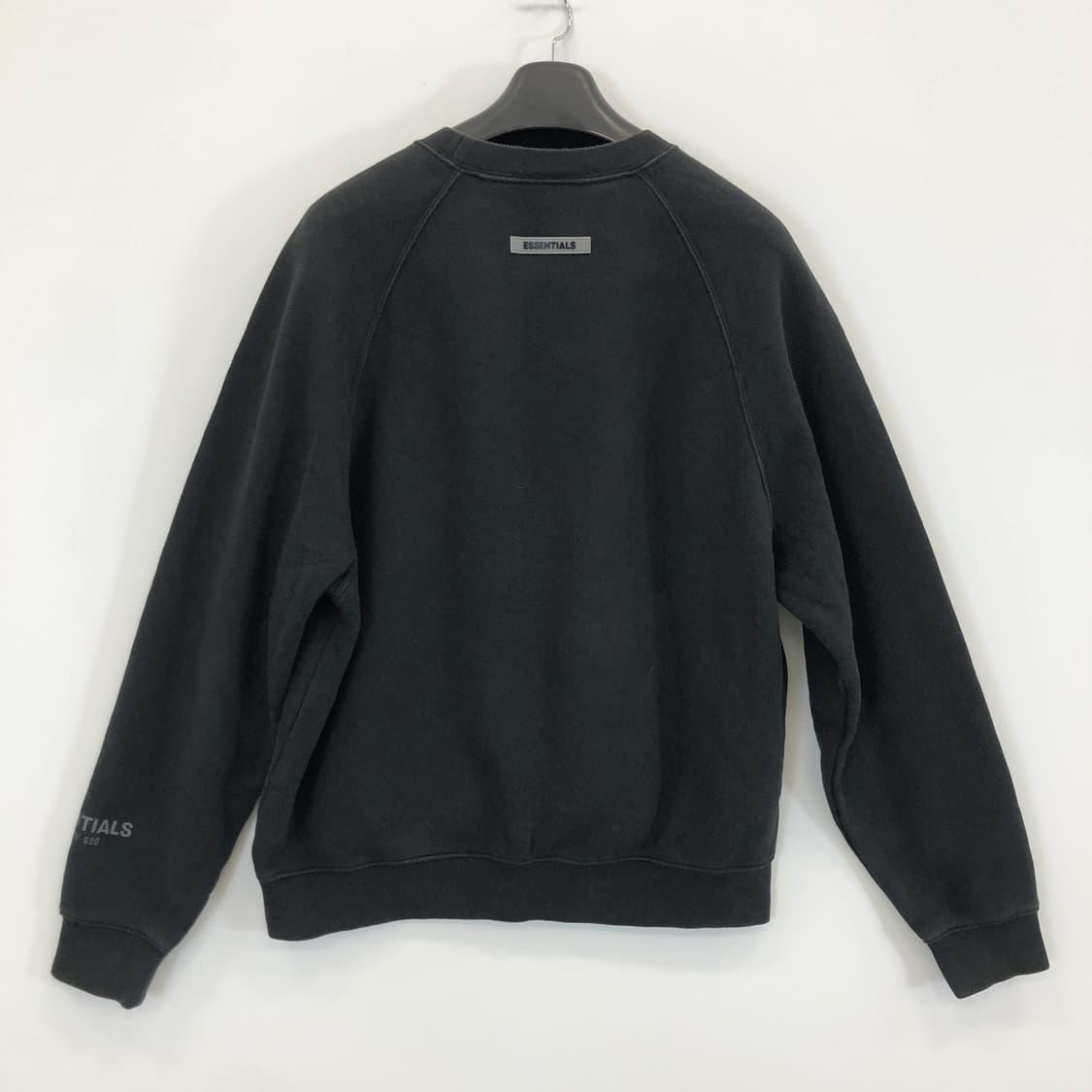 피오갓 에센셜 블랙 스웻셔츠 S 상품이미지4