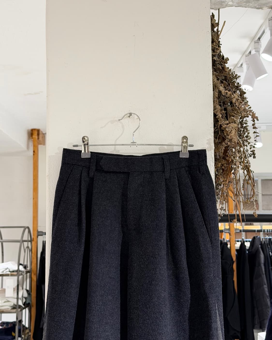 컬러 차콜 울 사이드 지퍼 팬츠 상품이미지2