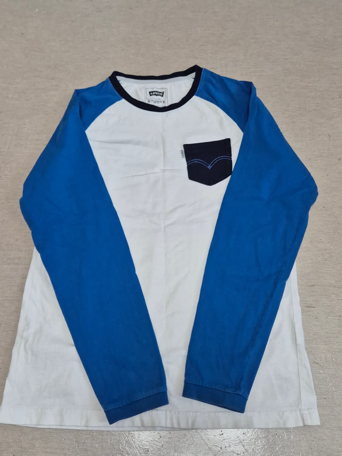 리바이스 포켓 나그랑 긴팔 티셔츠 상품이미지3