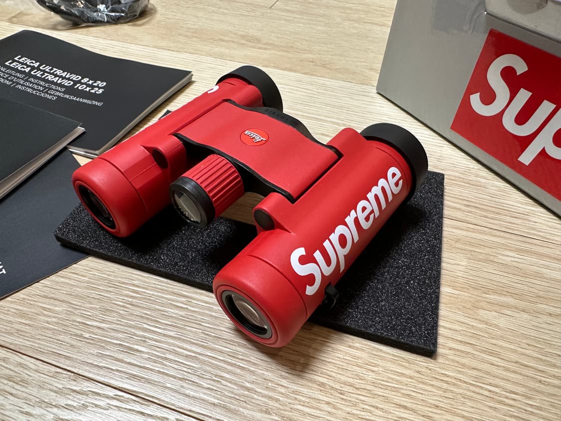 SUPREME X Leica  상품이미지2