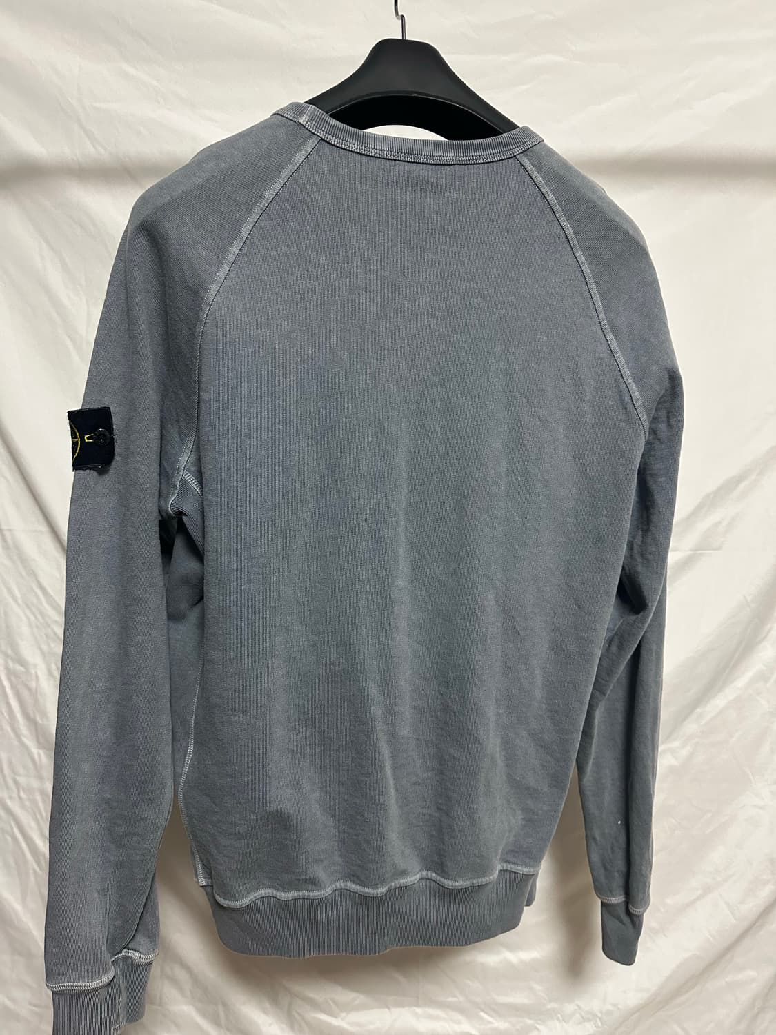 스톤아일랜드 라이트 그레이 맨투맨 (M) 상품이미지2