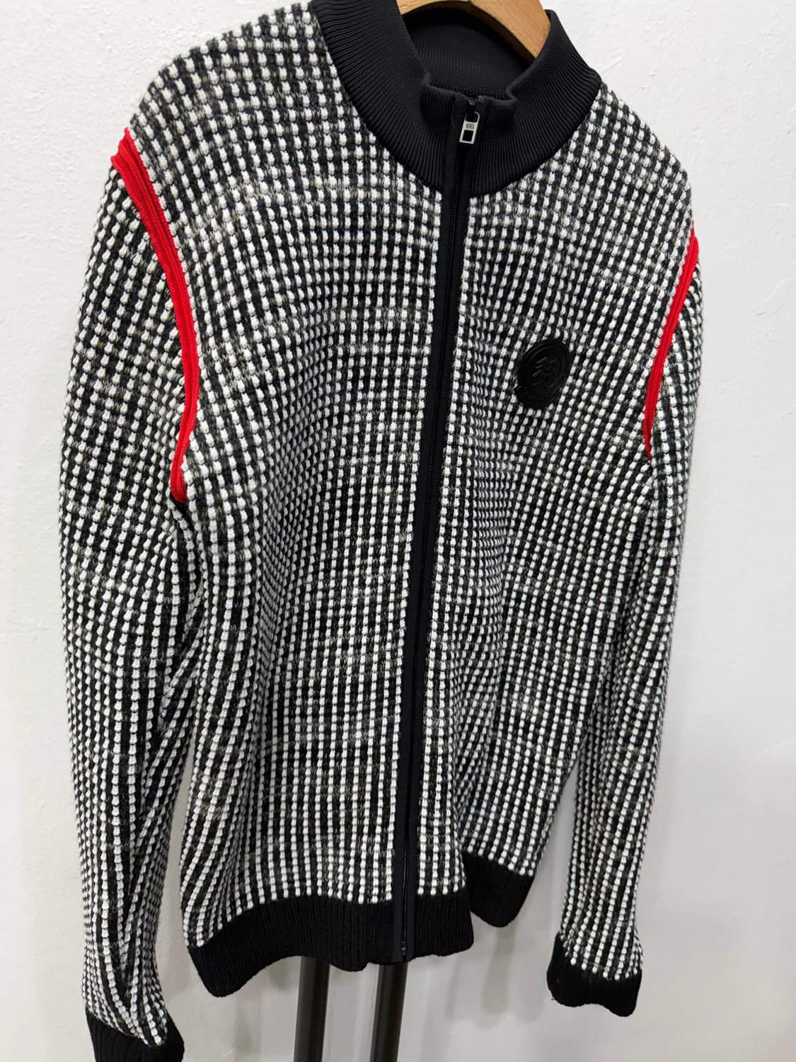 정품) 코오롱 여성 체크 패턴 니트 집업 자켓 95 상품이미지2