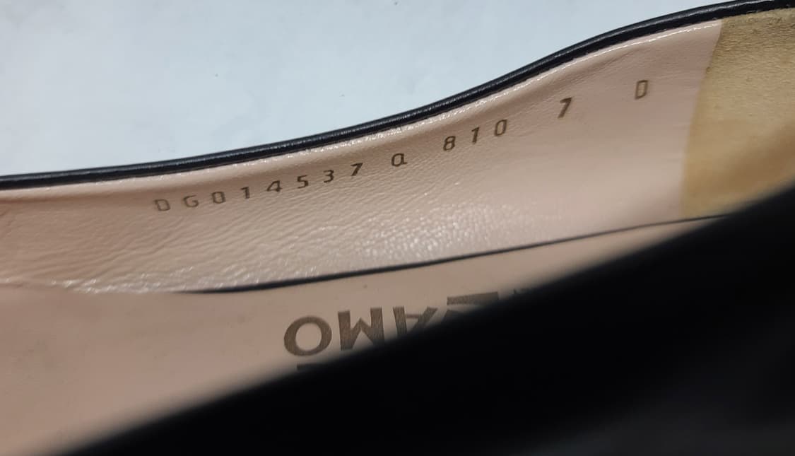 페라가모 가죽단화 7D사이즈(240~245) 상품이미지8