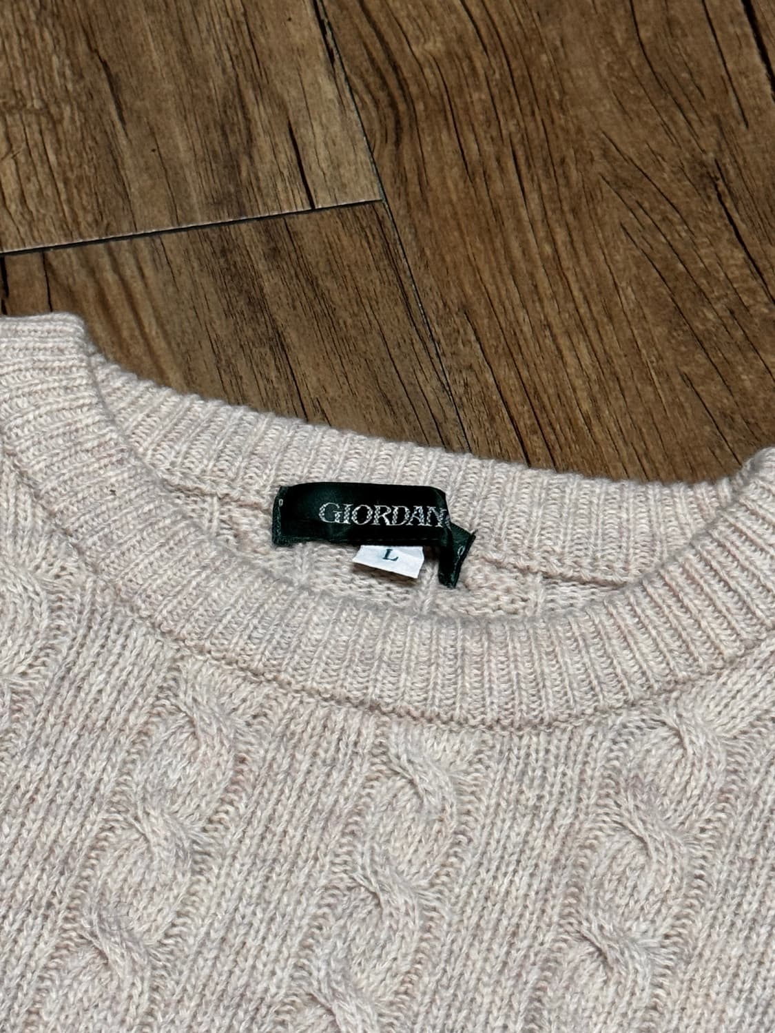 지오다노 아이보리 핑크 케이블 모 니트 스웨터 상품이미지4