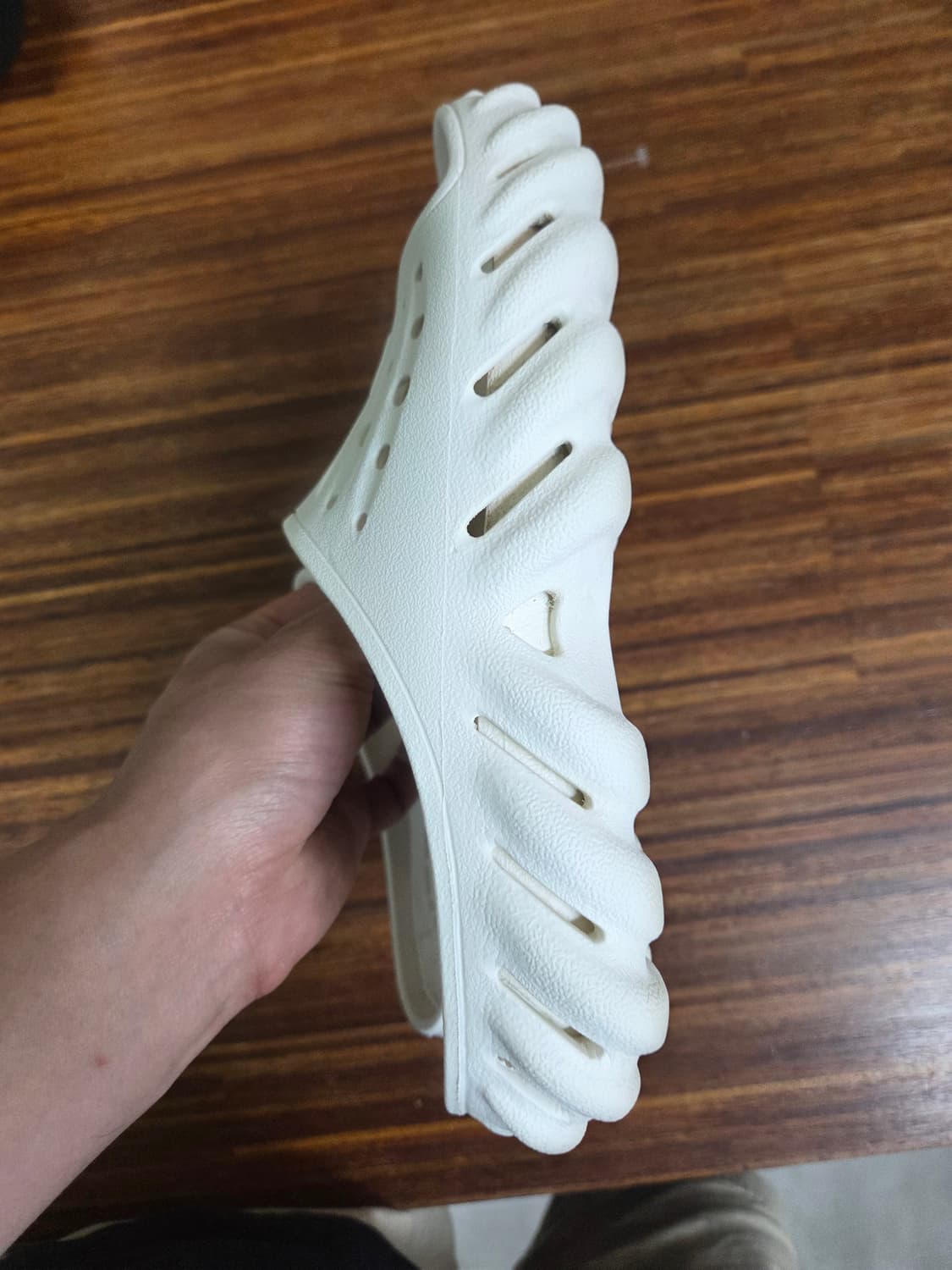 크록스 에코슬라이드 m5 w7 240 상품이미지3