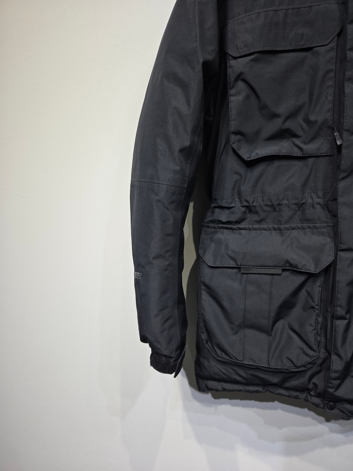 블랙야크 고어텍스 구스다운 야상 패딩 상품이미지4