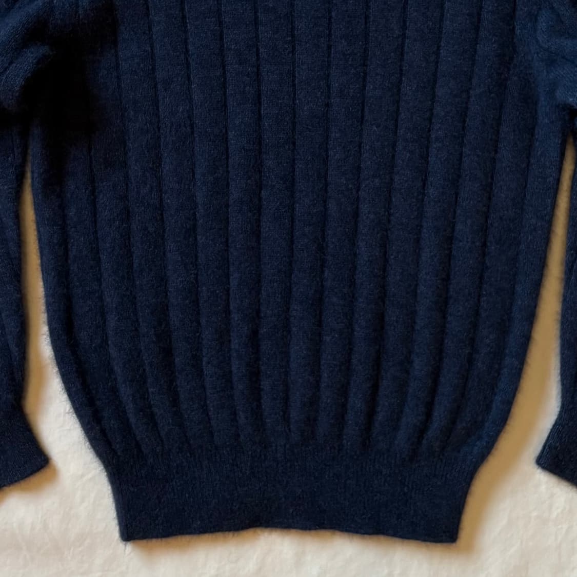 [102-105] 뉴질랜드 LOTHLORIAN 울 포섬 브이넥 니트 상품이미지9