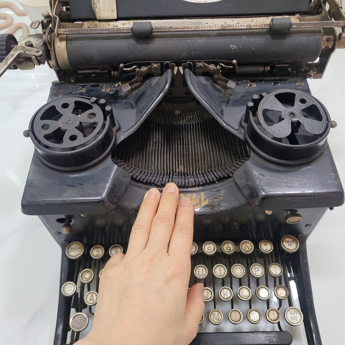 미 1910년대 빈티지 타자기

 상품이미지9