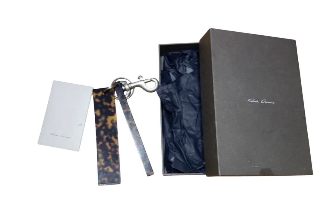 릭오웬스 토터쉘 로고 키체인 상품이미지2