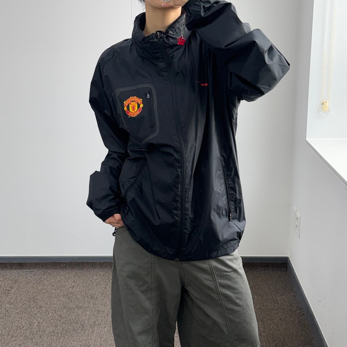 Nike 나이키 맨체스터 블랙 바람막이 후드집업 상품이미지1