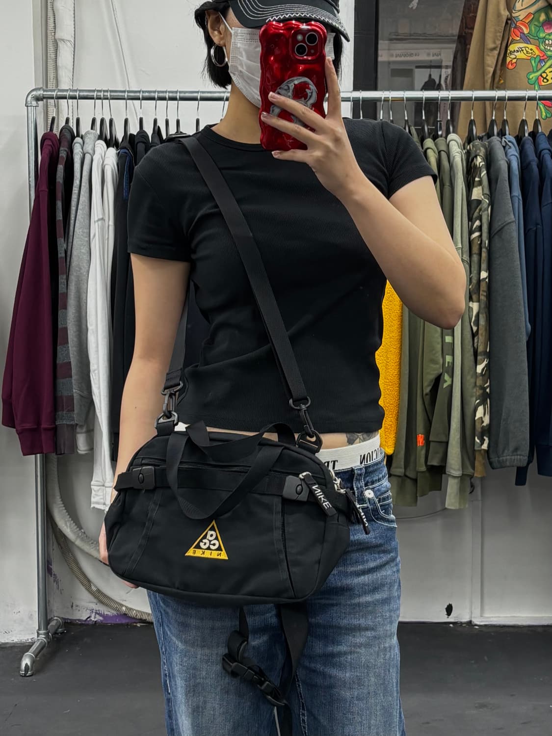 나이키 ACG 크로스백 상품이미지1