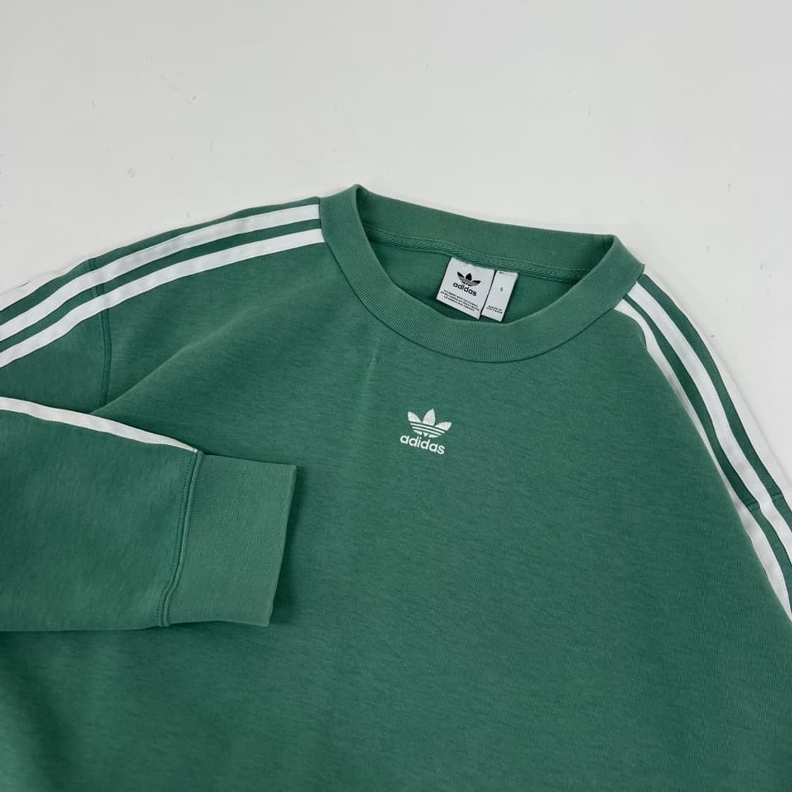 아디다스 맨투맨 상품이미지2