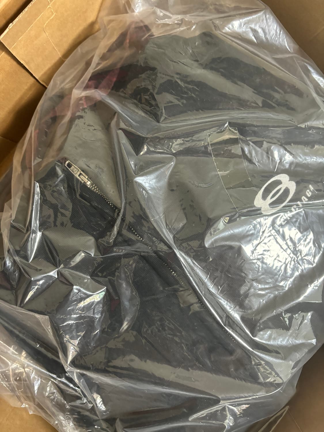 [1] 발렌시아가 유니티 레이어드 오버사이즈 후드자켓 상품이미지2