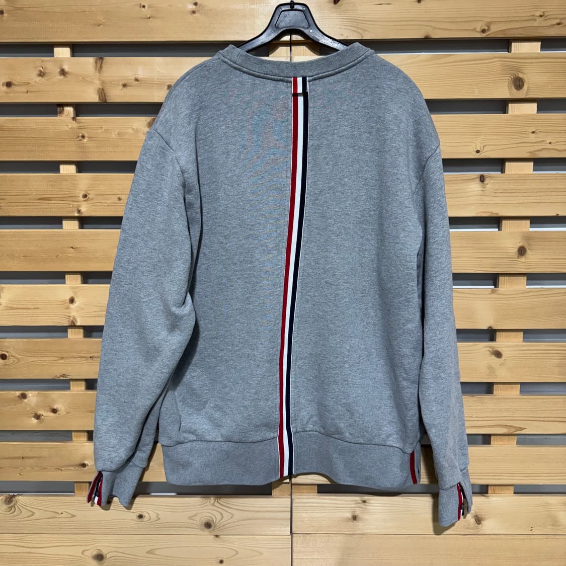 톰브라운 맨투맨 상품이미지2