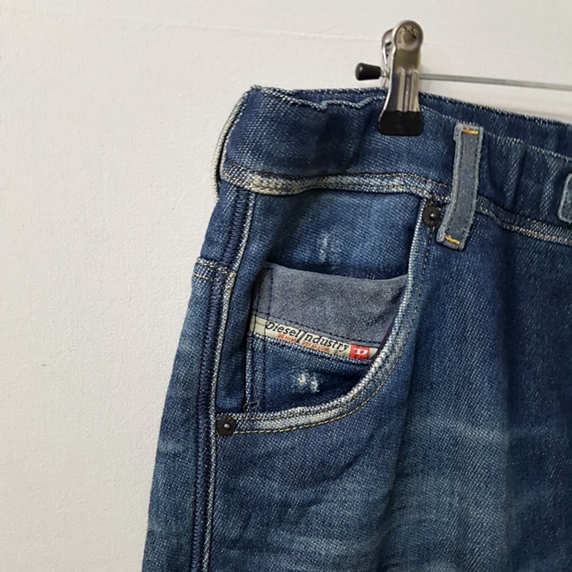 DIESEL 디젤 데미지 스판 데님 밴딩 팬츠 상품이미지6