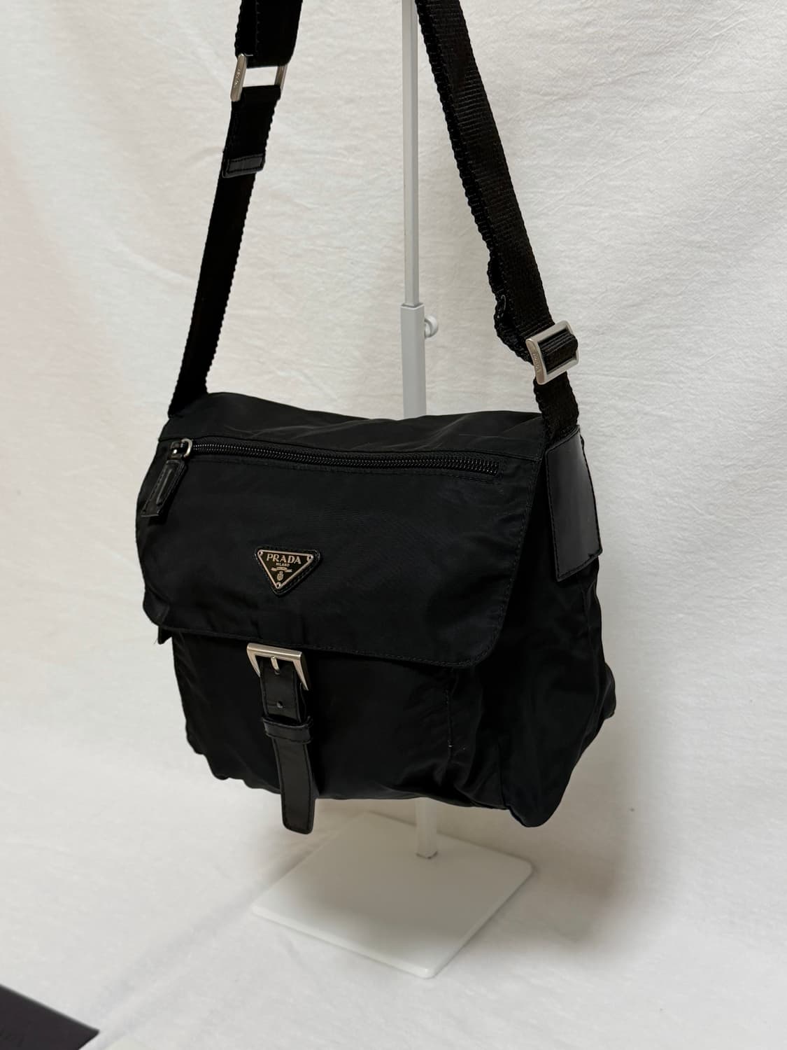 정품 프라다 포코노 나일론 메신저백 크로스백 주우재백 숄더백 상품이미지4