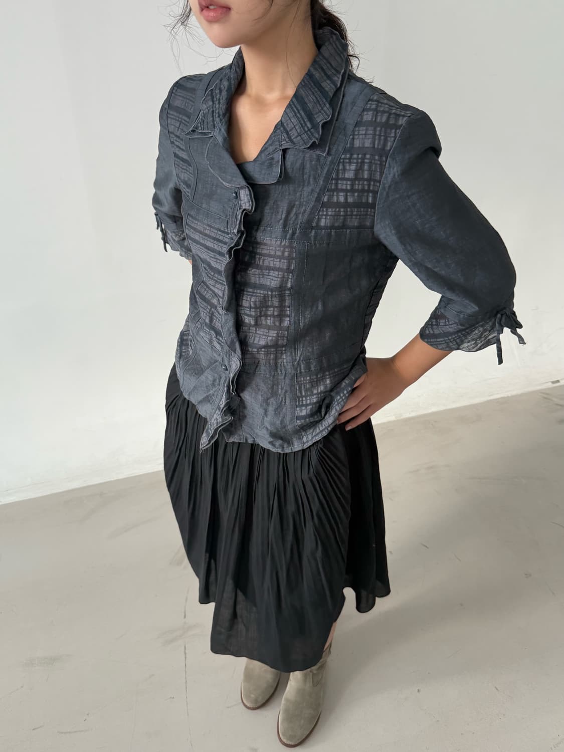 Vintage pattern ruffle shirt 상품이미지2