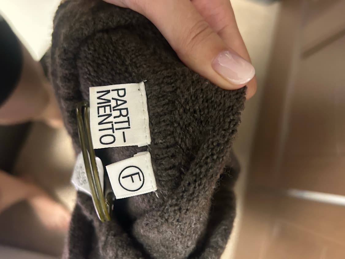 파르티멘토 컷 아웃 워머 니트 후디 탑 브라운 상품이미지3