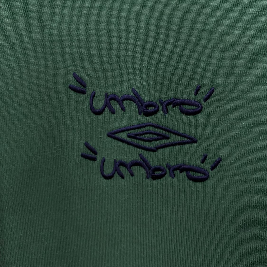 엄브로 백프린팅 후드 티셔츠 다크그린 상품이미지5
