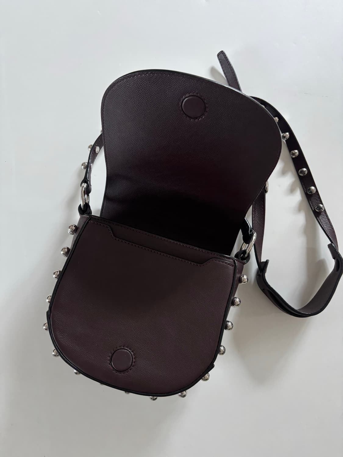 Alexander Wang 알렉산더 왕 미니 리아 스터드 레더 크로스바디 상품이미지4