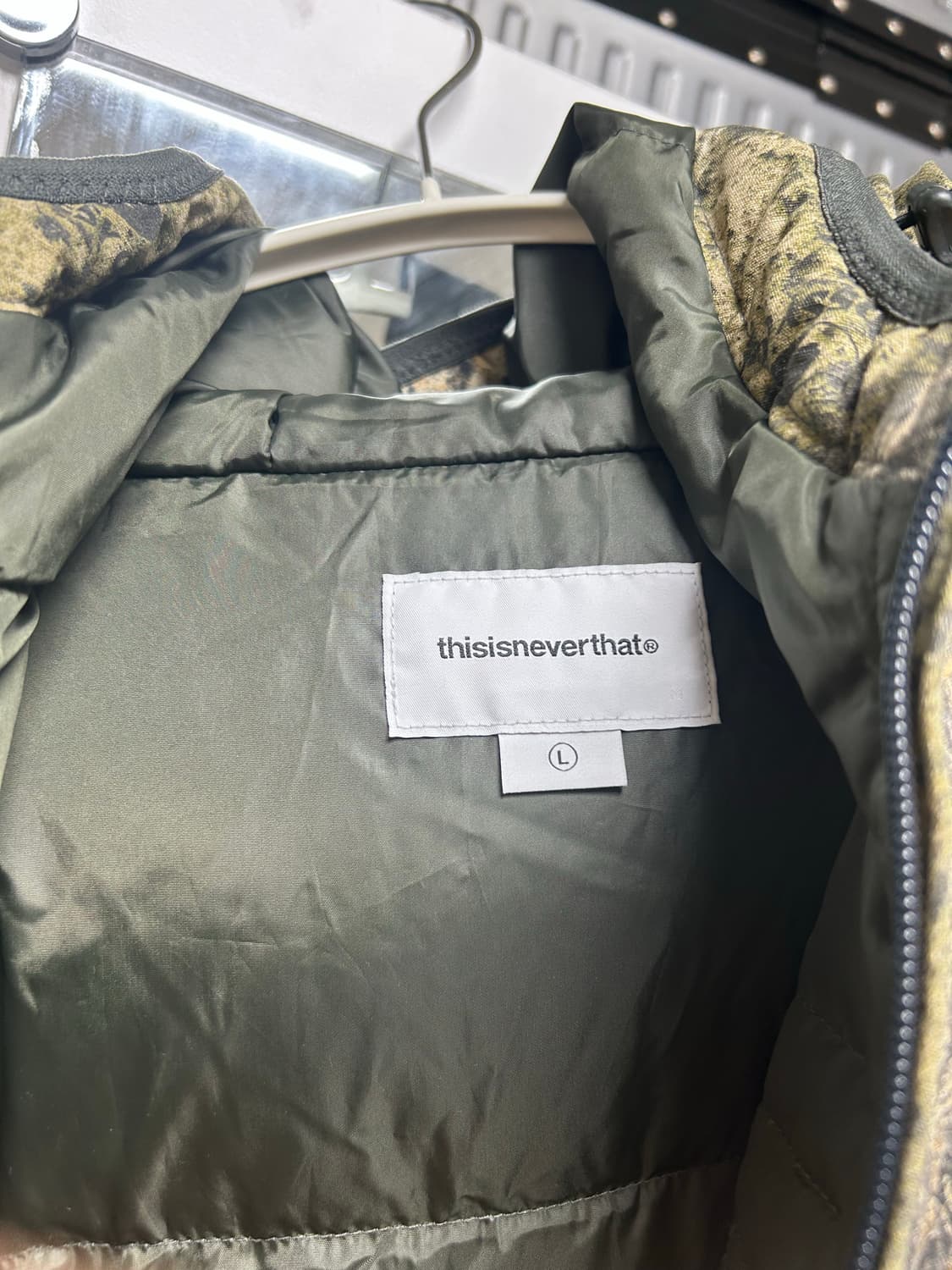 Thisisneverthat 리얼트리패딩 상품이미지3