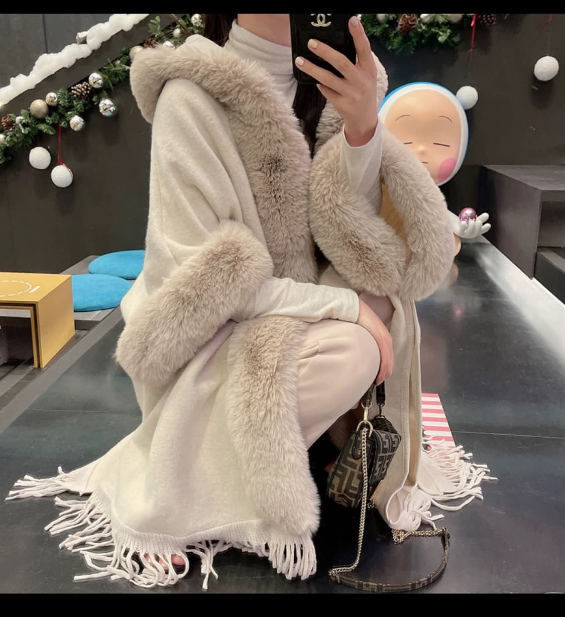 모리걸 갸루 퍼 케이프 코트 상품이미지1