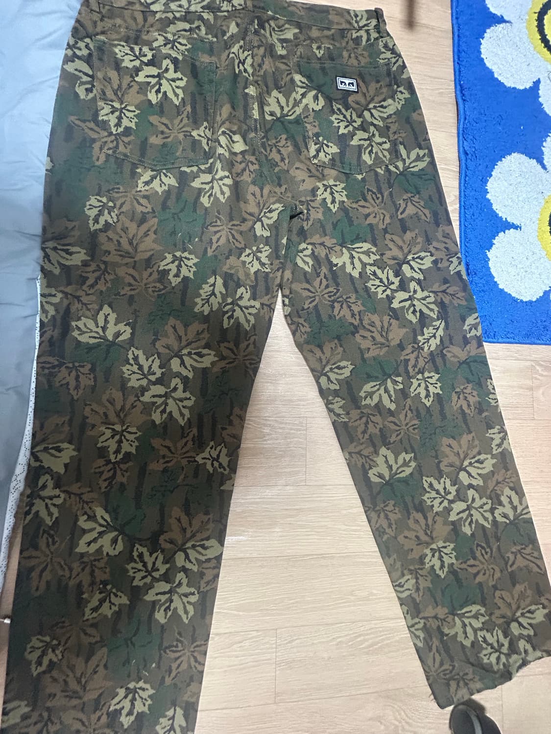 오베이 리얼트리 패턴 바지 팝니다 상품이미지2