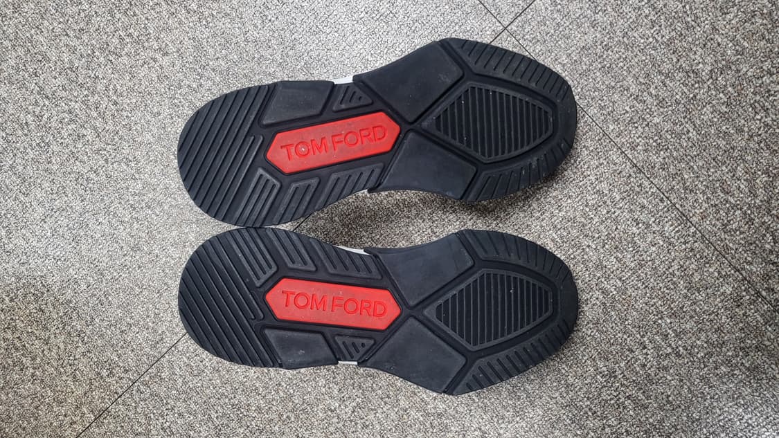 톰포드 자가 스니커즈 아이보리 8.5 상품이미지5