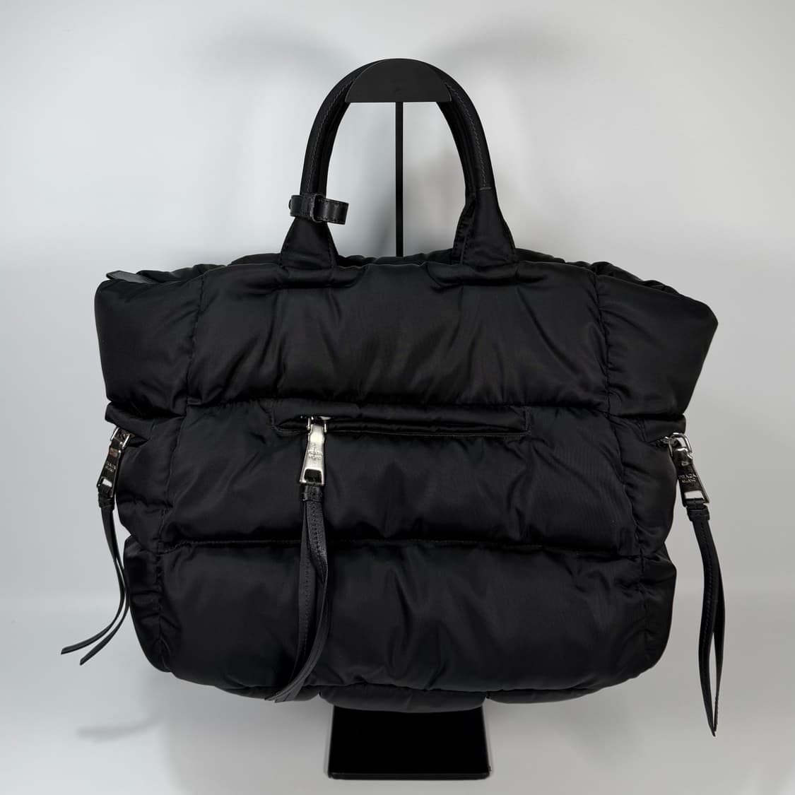 프라다 테수토 봄버 토트백 상품이미지3