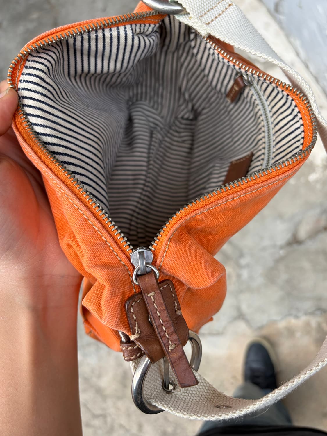 GAP 스트라이프 라이닝 캔버스 토트  상품이미지6