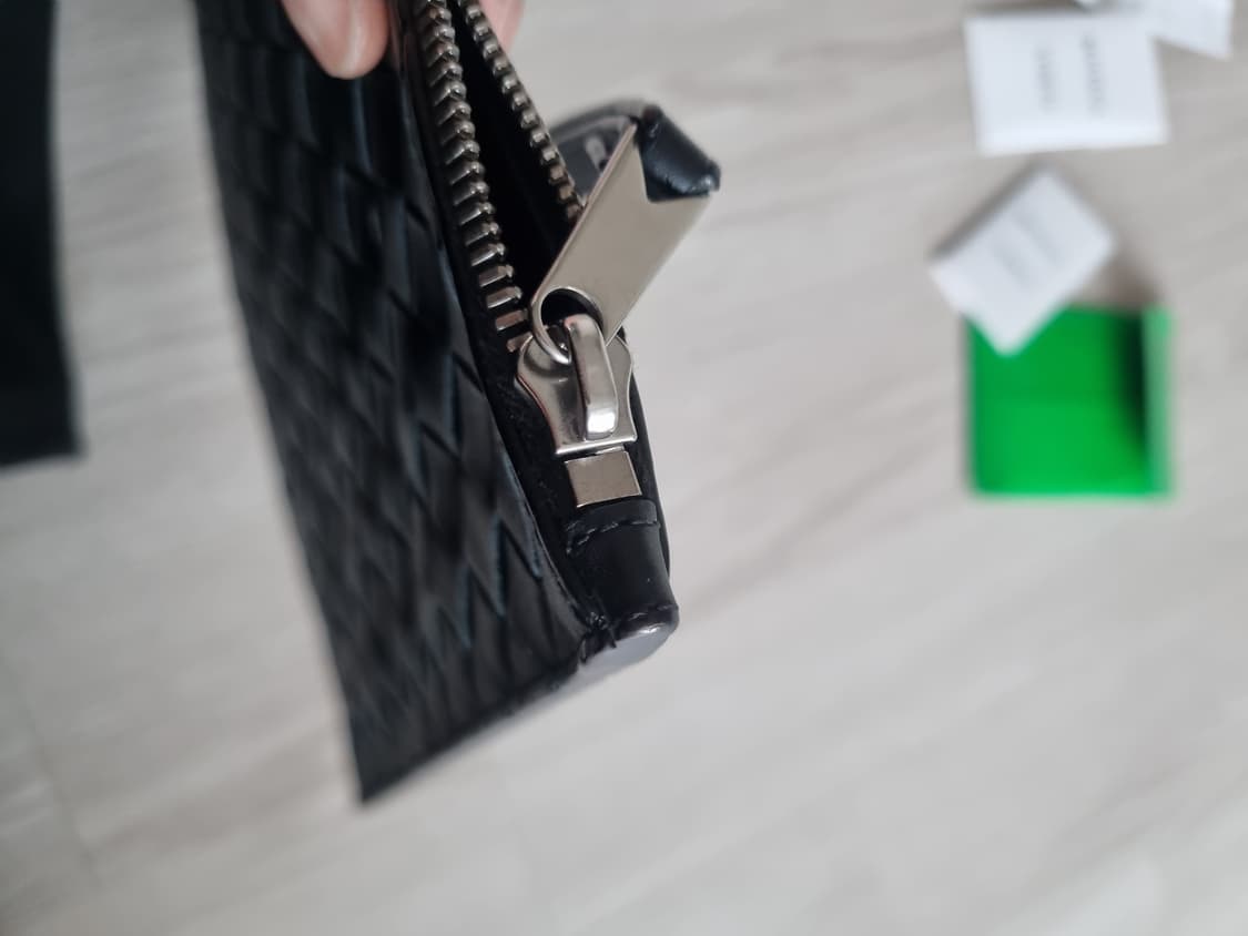 보테가 백화점 정품 영수증포함 클러치 상품이미지4