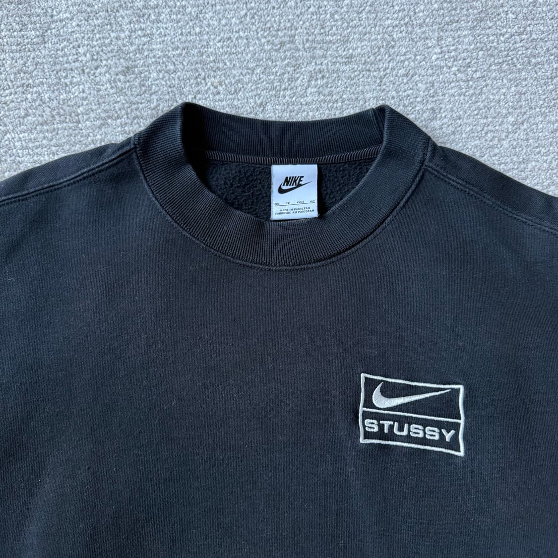 (xs) 나이키 x 스투시 맨투맨 [위시드 블랙] 상품이미지4