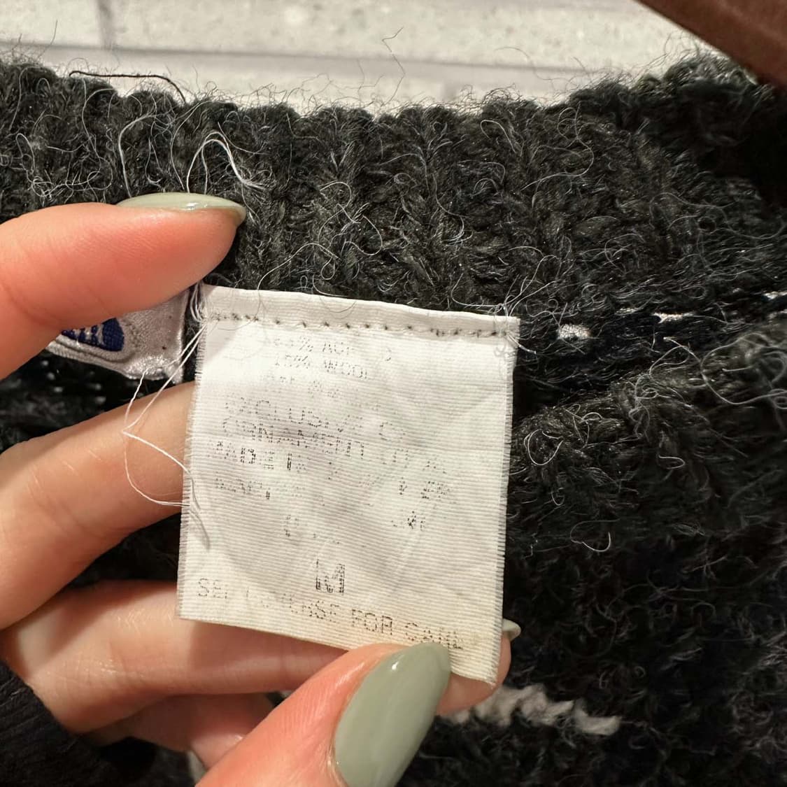 USA VINTAGE 라운드넥 롱 니트 노르딕 눈꽃 패턴 디테일 차콜 상품이미지7