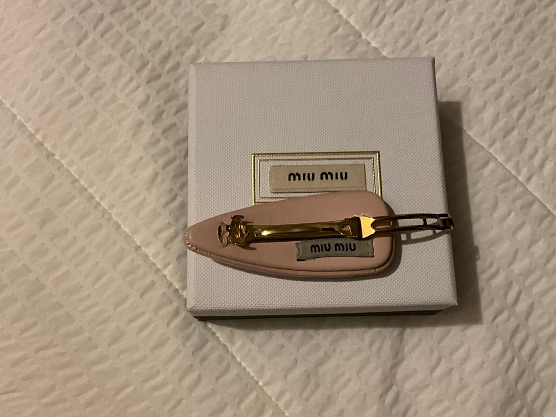 미우미우 헤어핀 머리삔 상품이미지4