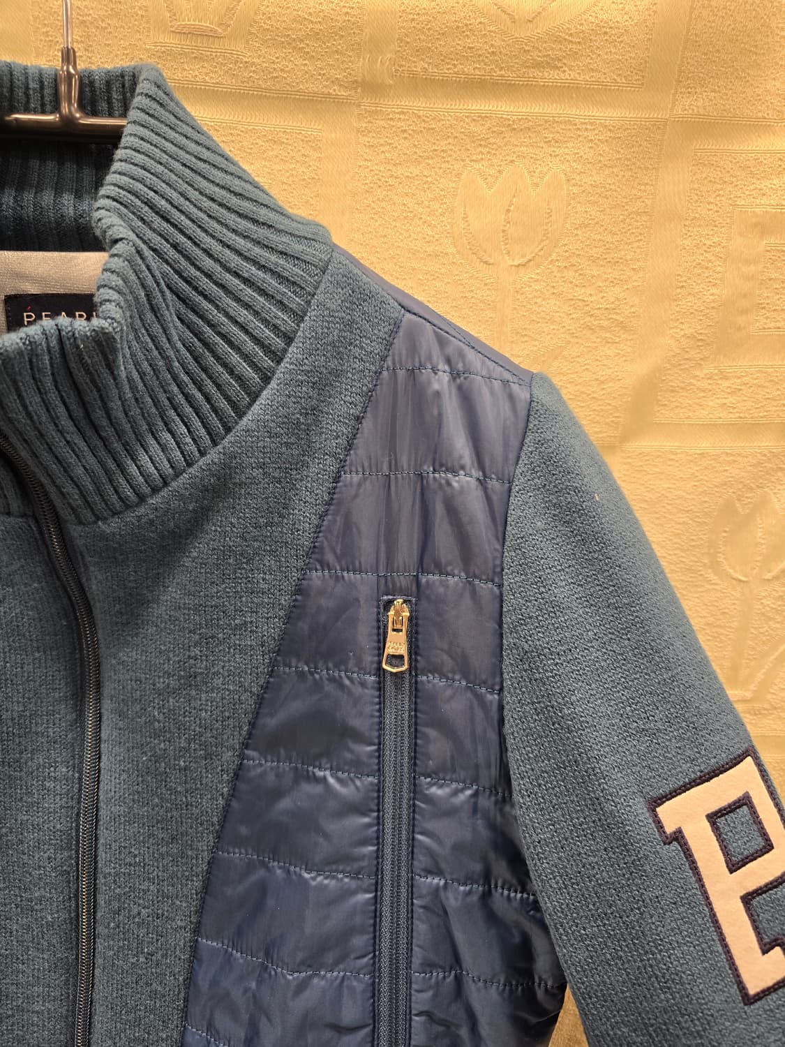 파리게이츠 블루 퀼팅 니트 가디건 겸 자켓 44 상품이미지3
