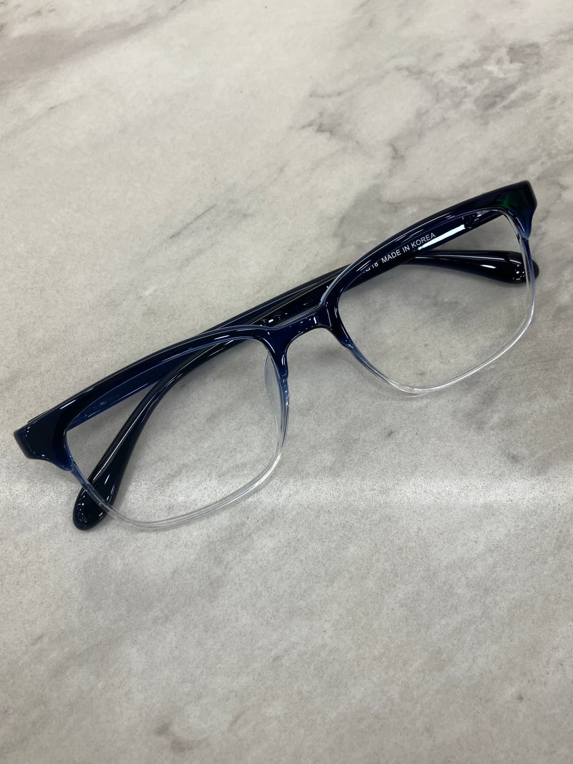 오앤씨 ONC 네이비클리어 반무테 쉐입 스퀘어 뿔테 안경 상품이미지1