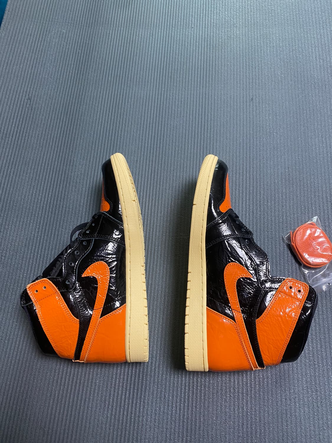 조던1 og 하이 백보드 3.0 295사이즈 상품이미지3