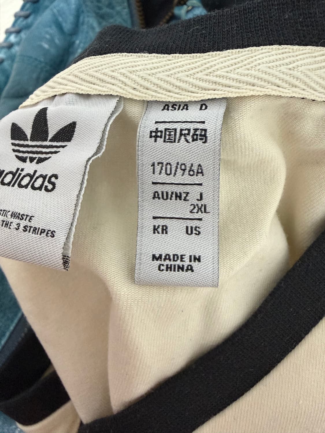 아디다스 브이넥 나그랑 티셔츠 상품이미지2