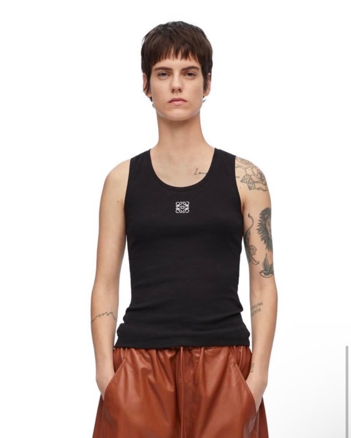 로에베 아나그램블랙 리브드 탱크탑  상품이미지3