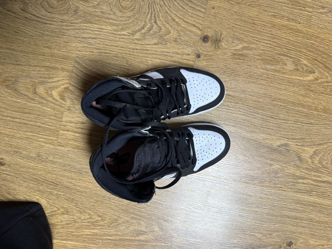 조던 1 레트로 하이 OG 블리치드 코랄 상품이미지3