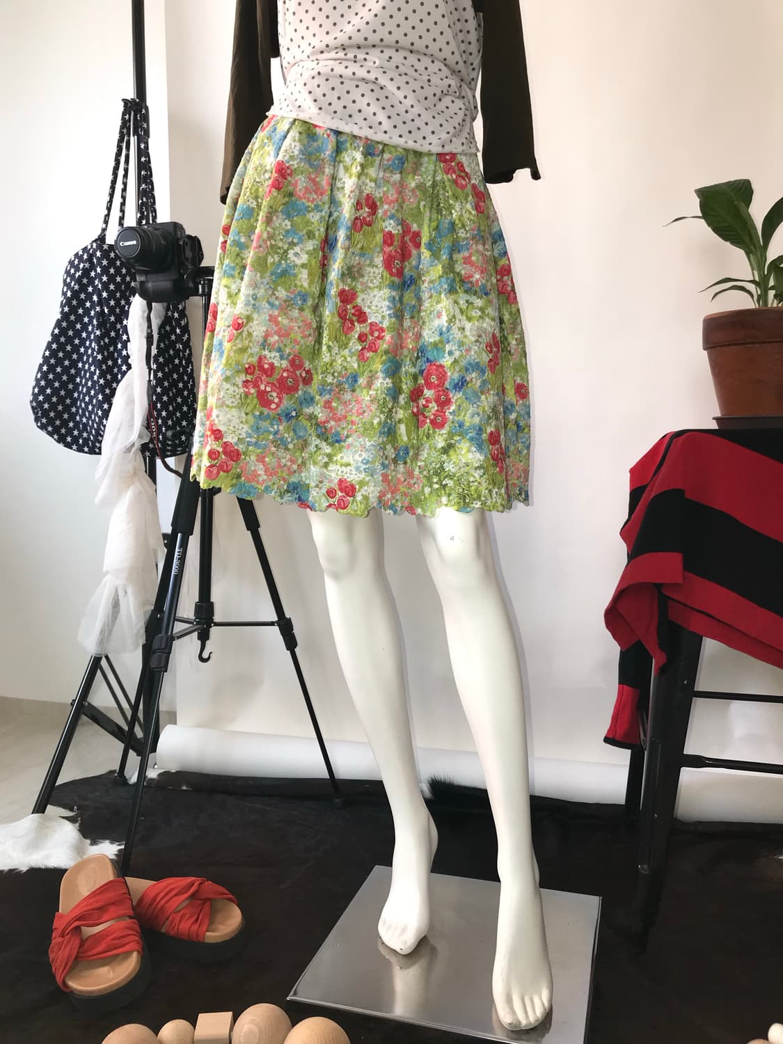 BON MERCERIE Flower Punching Skirt 상품이미지6