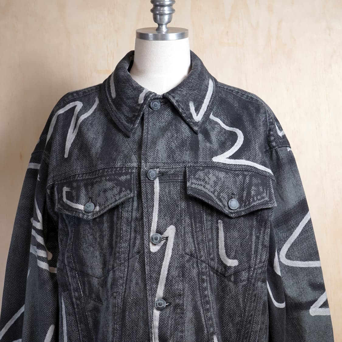 모스키노 23SS 런웨이 컬렉션 데님자켓 상품이미지4