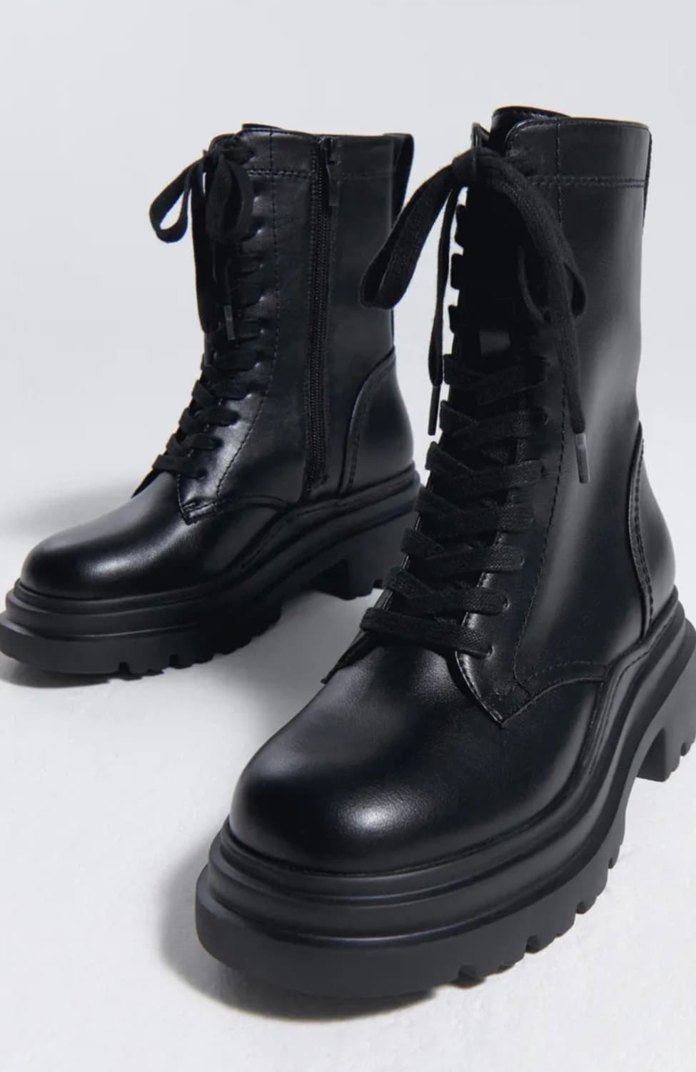 질바이질스튜어트 블랙 플랫폼 워커 부츠235(단종) 상품이미지1